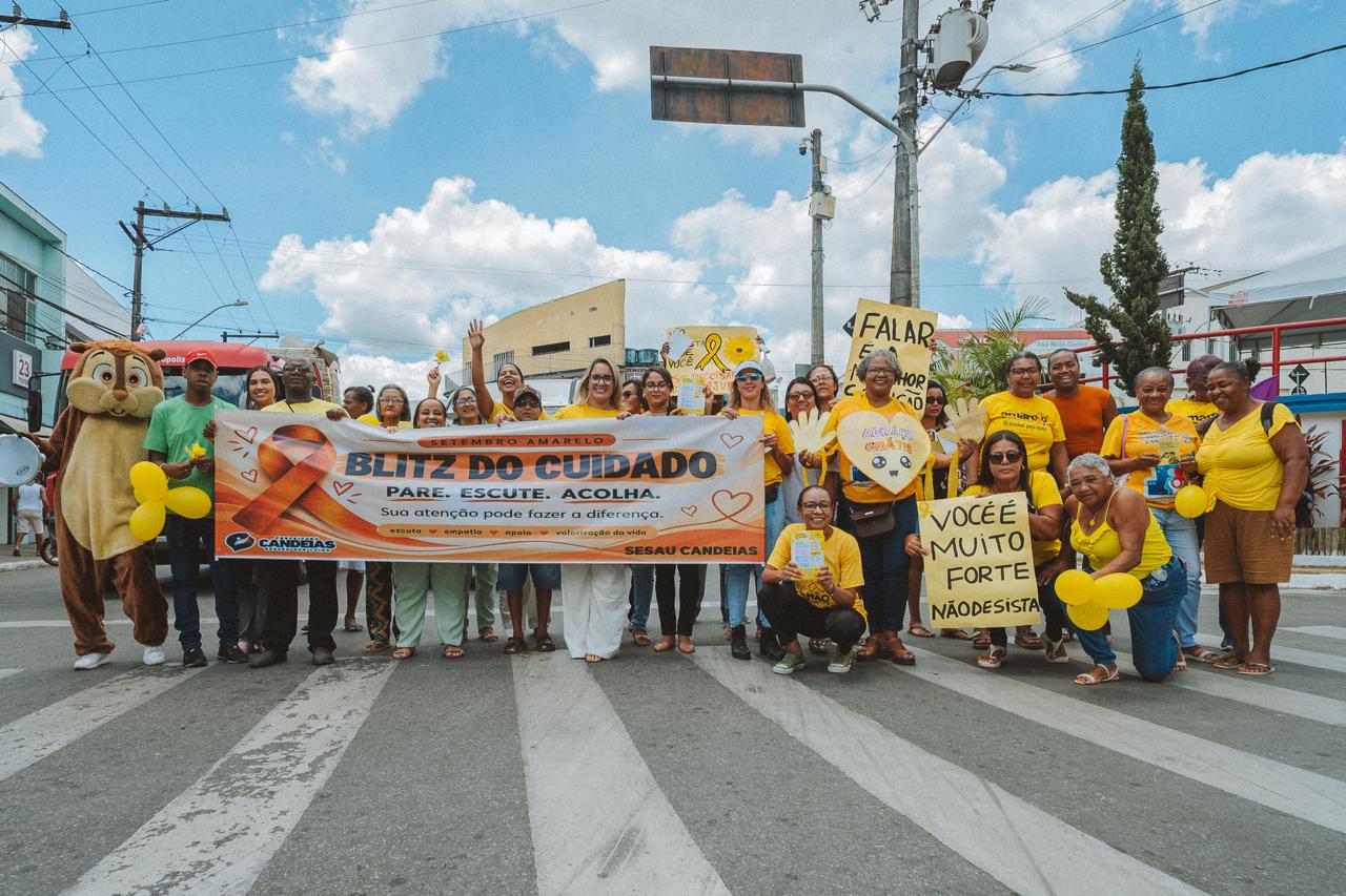 Blitz do setembro amarelo movimenta a Praça Doutor Gualberto 
